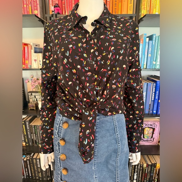 CAbi Women's Black Abstract Patterned Blouse - Picture 1 of 7